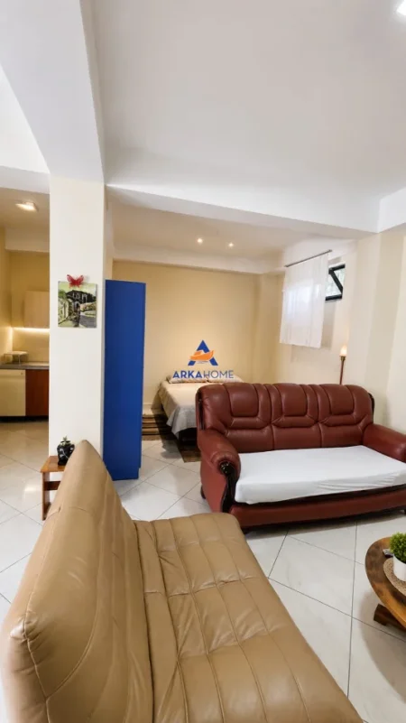 Tirane, jepet me qera apartament 1+1 Kati 0, 50 m² 350 € 