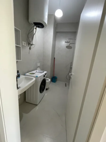 Tirane, jepet me qera apartament 1+1+Ballkon Kati 4, 50 m² 450 € (Rruga Pasho Hysa)