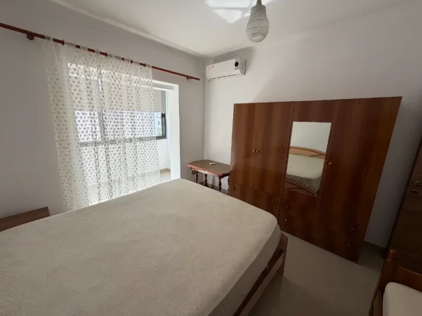 Tirane, jepet me qera apartament 1+1+Aneks Kati 3, 60 m² 450 € (qyteti studenti)