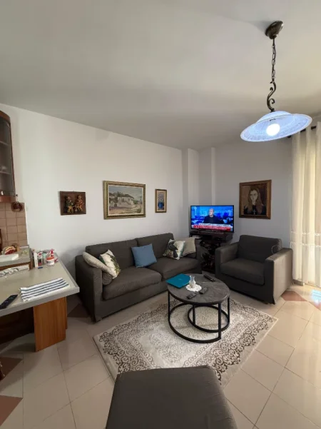 Tirane, shitet apartament 2+1 Kati 6, 91 m² 240.000 € (PAZARI I RI)