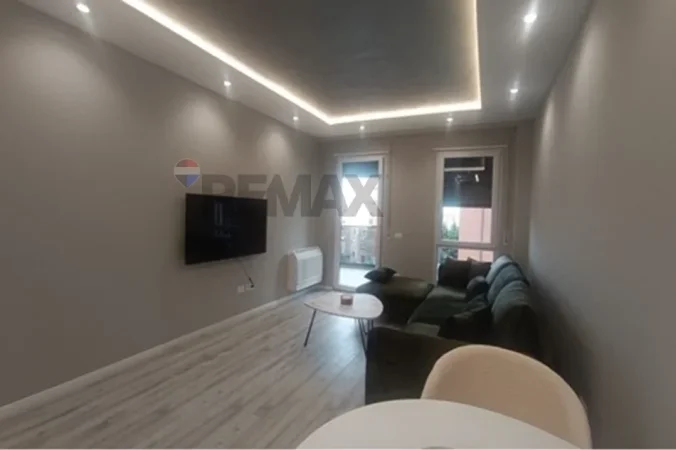 Tirane, jepet me qera apartament 1+1+Aneks+Ballkon Kati 3, 75 m² 650 € (Don Bosko)