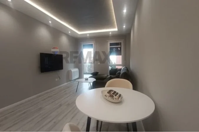Tirane, jepet me qera apartament 1+1+Aneks+Ballkon Kati 3, 75 m² 650 € (Don Bosko)