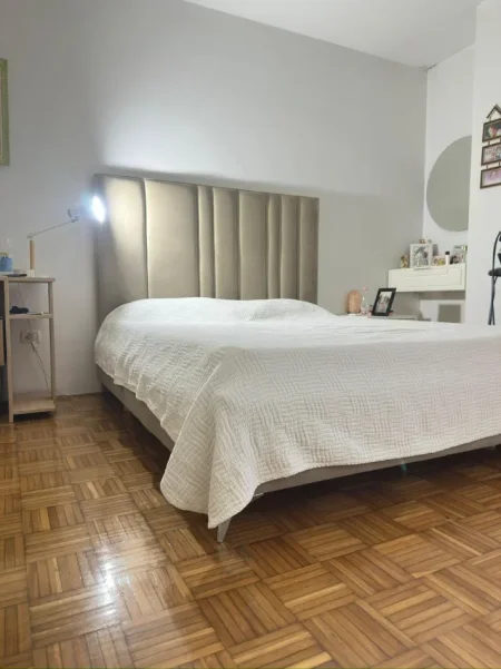 Tirane, jepet me qera apartament 2+1 Kati 2, 101 m² 800 € (Rruga kavajes)