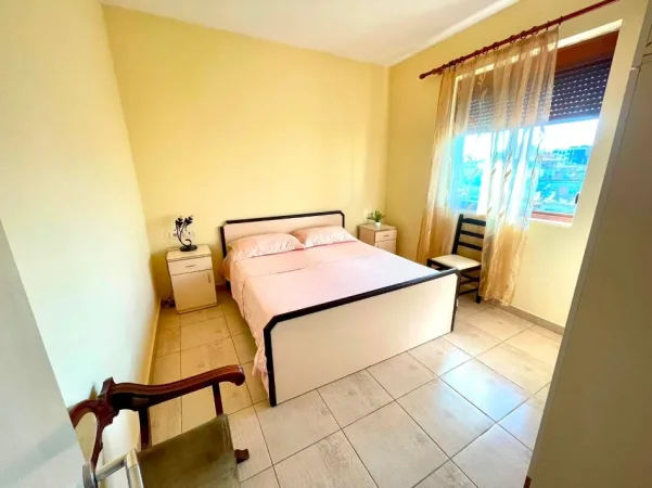 Tirane, jepet me qera apartament 1+1+Ballkon Kati 6, 55 m² 500 € (Tek 21 Dhjetori)
