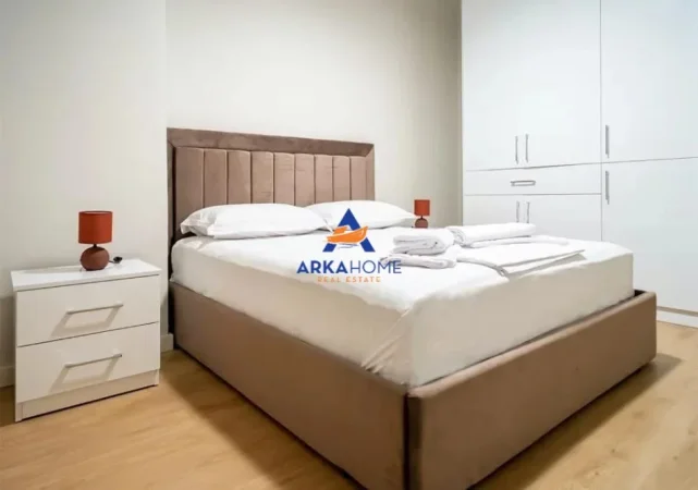 Tirane, jepet me qera apartament 1+1+Ballkon Kati 2, 50 m² 650 € 