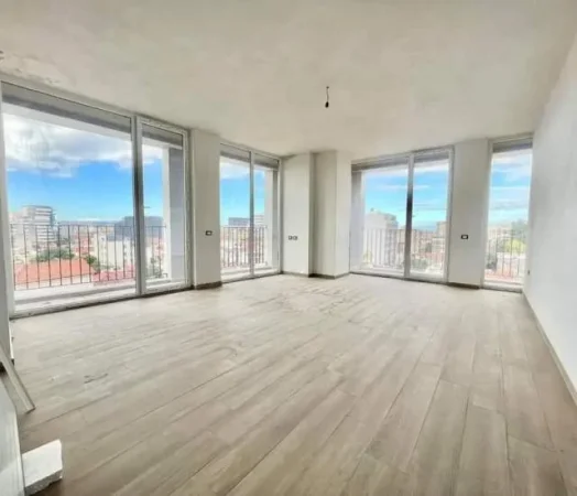 Tirane, shitet apartament 2+1 Kati 5, 130 m² 190.000 Euro (Rruga Riza Cerova, prane Gjimnazit Partizani)