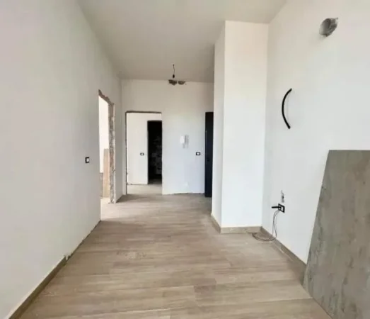 Tirane, shitet apartament 2+1 Kati 5, 130 m² 190.000 Euro (Rruga Riza Cerova, prane Gjimnazit Partizani)