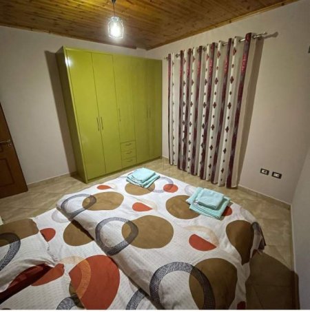Tirane, jepet me qera apartament 1+1+BLK Kati 4, 75 m² 400 Euro (Don Bosko)