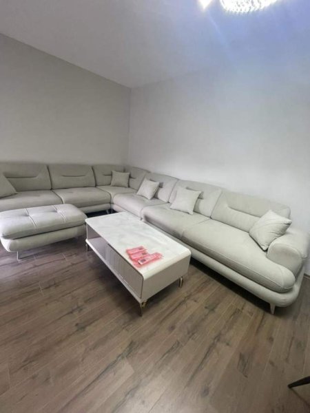 Tirane, jepet me qera apartament 2+1+BLK Kati 2, 92 m² 650 Euro (Rruga Bogdaneve)