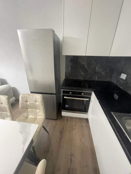 Tirane, jepet me qera apartament 2+1+BLK Kati 2, 94 m² 650 Euro (Rruga e Bogdanve)