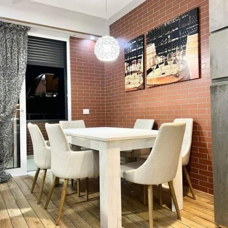 Tirane, ofert apartament 95 m² 1.200 Euro