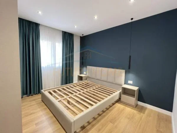 Tirane, shitet apartament 1+1 Kati 5, 32 m² 89500 Euro (Tefta Tashko Koco)