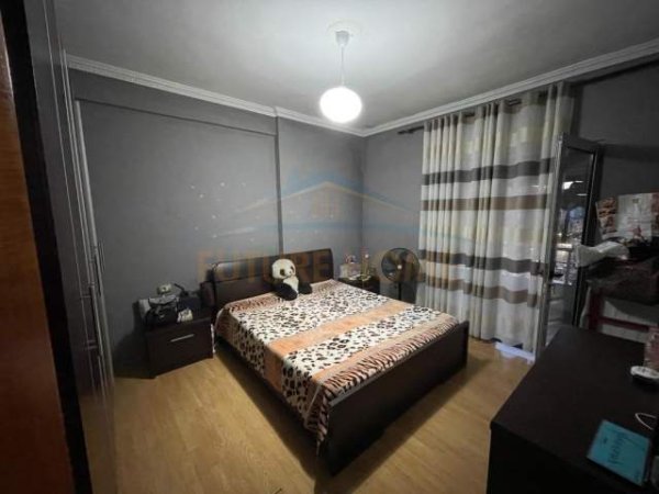 Tirane, shitet apartament 1+1+BLK Kati 5, 65 m² 85.300 Euro (Unaza e Re)
