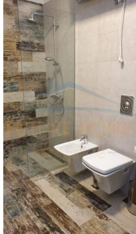 Tirane, jepet me qera apartament 2+1 Kati 2, 95 m² 600 Euro (Rezidencen G&P Rruga Rexhep Pinari,Tiranë.)