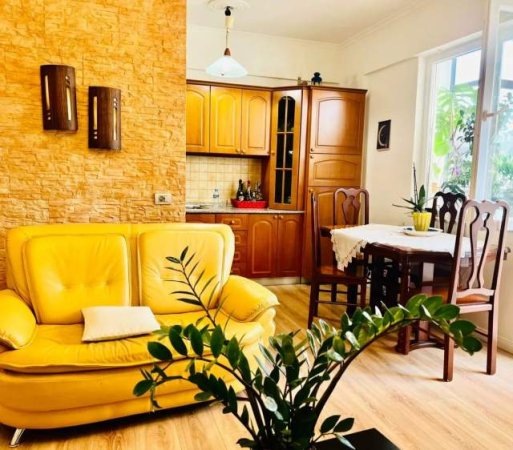 Tirane, ofert 2+1 105 m² 190.000 Euro (Myslym Shyri, Mbas Bar Santa)