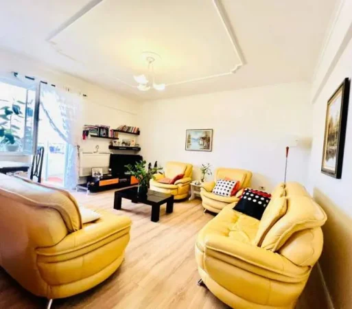 Tirane, ofert 2+1 105 m² 190.000 Euro (Myslym Shyri, Mbas Bar Santa)