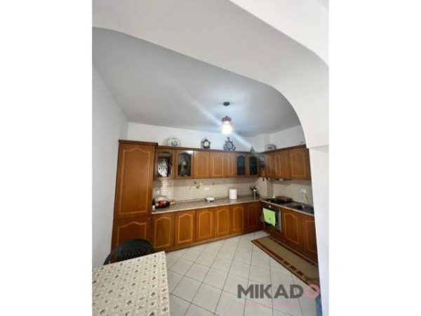 shitet 109 m² 174.000 Euro