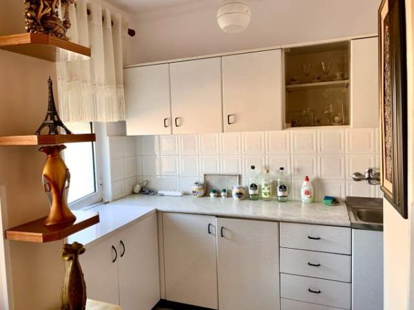 Tirane, jepet me qera apartament 2+1+A+BLK Kati 4, 70 m² 450 Euro (Qemal Stafa)