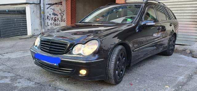 Tirane, shitet makine Mercedes-Benz C class Viti 2005, 4.000 Euro