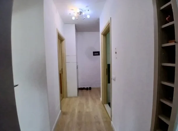 Tirane, jepet me qera apartament 2+1 Kati 6, 79 m² 550 € (Ali dem)