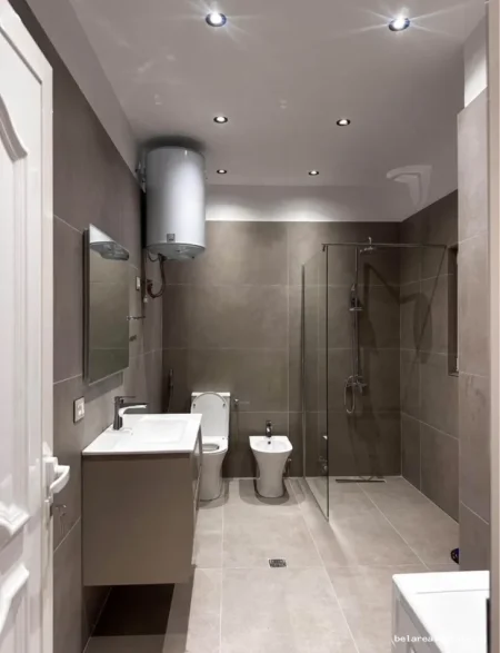 Tirane, jepet me qera apartament 2+1+Ballkon Kati 6, 87 m² 750 € (Casa Italia)