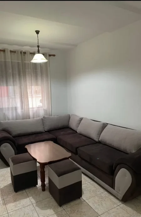 Tirane, shitet apartament 1+1 Kati 4, 50 m² 150.000 € (Myslym Shyri)