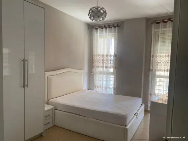Tirane, jepet me qera apartament 1+1+Ballkon , 72 m² 522 € (Gazment Zajmi)