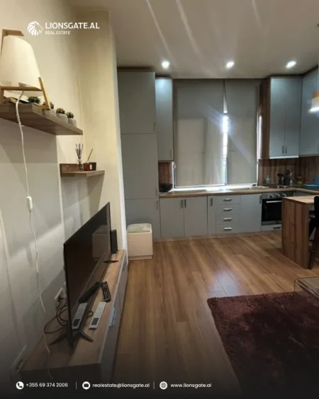 Tirane, jepet me qera apartament 1+1 , 62 m² 600 € 