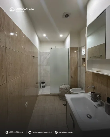 Tirane, jepet me qera apartament 1+1 , 62 m² 600 € 