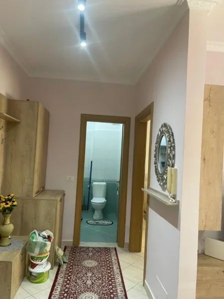 Durres, jepet me qera apartament 1+1+Ballkon Kati 5, 64 m² 400 € (plazh)