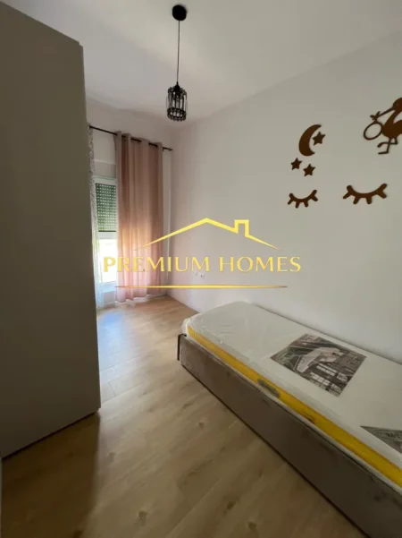 Tirane, jepet me qera apartament 2+1 Kati 5, 78 m² 535 € 