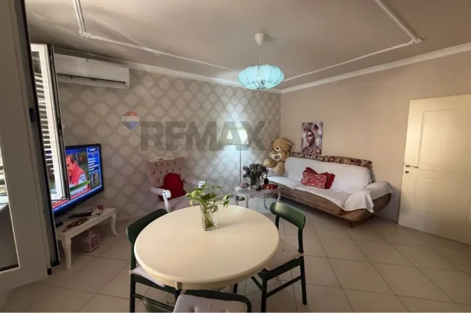 Tirane, jepet me qera apartament 2+1 Kati 2, (Ali Demi)