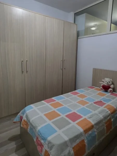 Tirane, jepet me qera apartament 2+1+Ballkon Kati 2, 98 m² 450 € (Astir, Rruga Teodor Keko (mbi Kafe Dot Long))