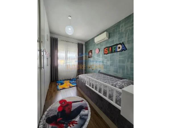 Tirane, jepet me qera apartament 2+1 Kati 4, 97 m² 730 € (FRESK)