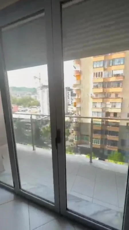 Tirane, shitet apartament 1+1 Kati 4, 178.000 € (Rruga Sali Butka)