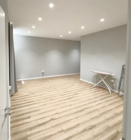 Tirane, jepet me qera apartament 3+1 , 130 m² 1.700 € 