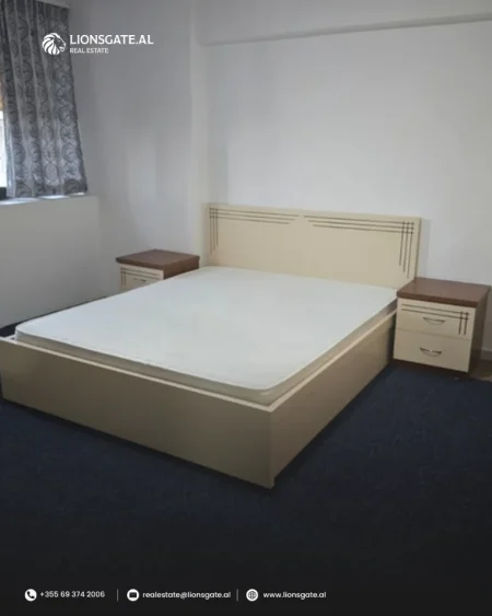 Tirane, jepet me qera apartament 2+1+Ballkon Kati 4, 90 m² 600 € 