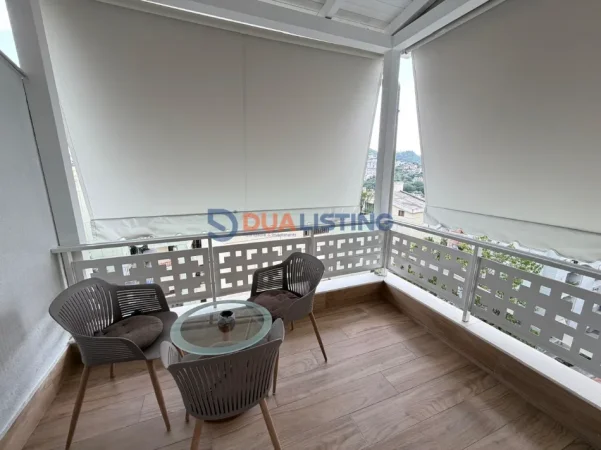 Tirane, jepet me qera apartament 2+1 , 110 m² 1.200 € 