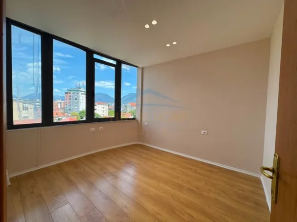 Tirane, shitet apartament 2+1 Kati 6, 97 m² 210.000 € (Jordan Misja)