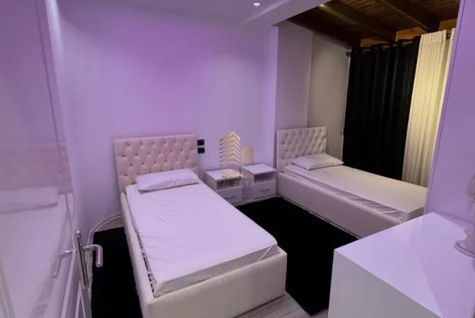 Tirane, shitet apartament 2+1+Ballkon Kati 4, 83 m² 165.000 € (Fresk)