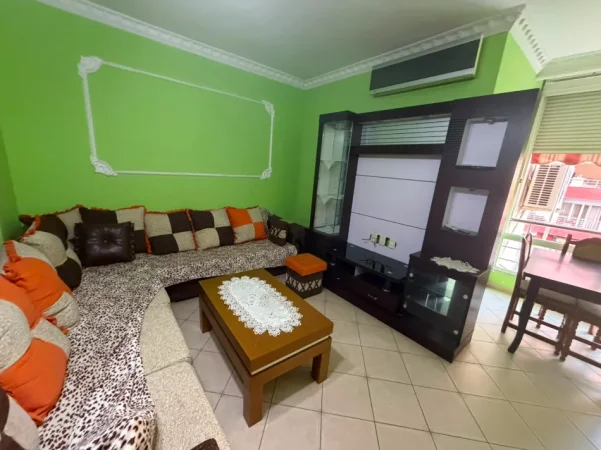 Tirane, jepet me qera apartament 2+1 Kati 2, 100 m² 500 € (Astir)