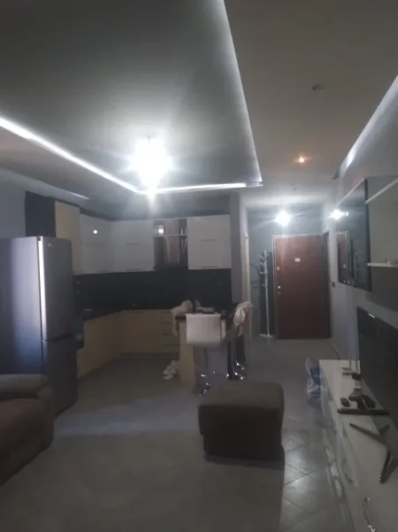 Tirane, jepet me qera apartament 2+1 Kati 4, 90 m² 500 € (Astir)