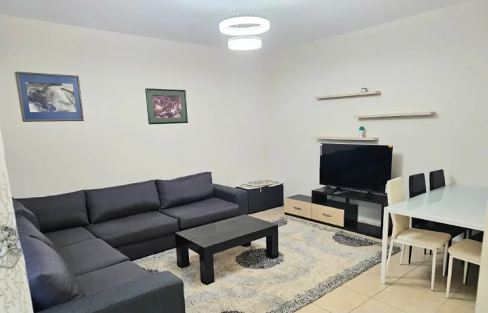 Tirane, jepet me qera apartament 2+1 Kati 1, 76 m² 550 € (5 maji)