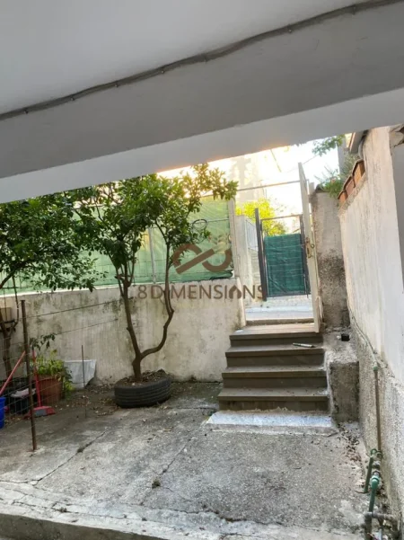 Jepet me qera Apartament 1+1 ne vile private ne Kodren e Priftit (D8241Z-57)