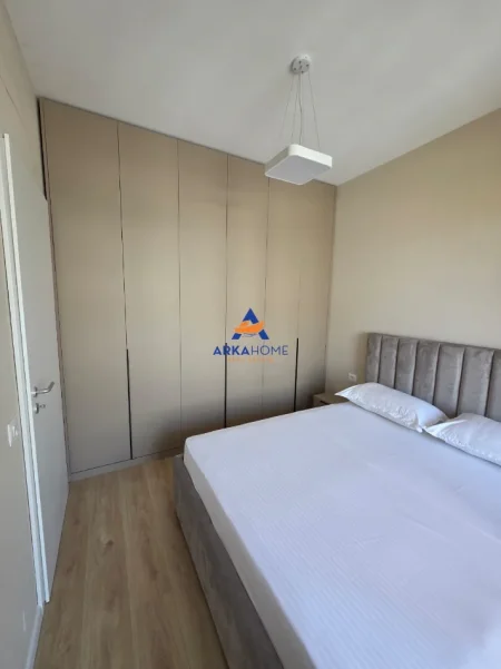 Tirane, jepet me qera apartament 1+1+Ballkon Kati 5, 58 m² 482 € 