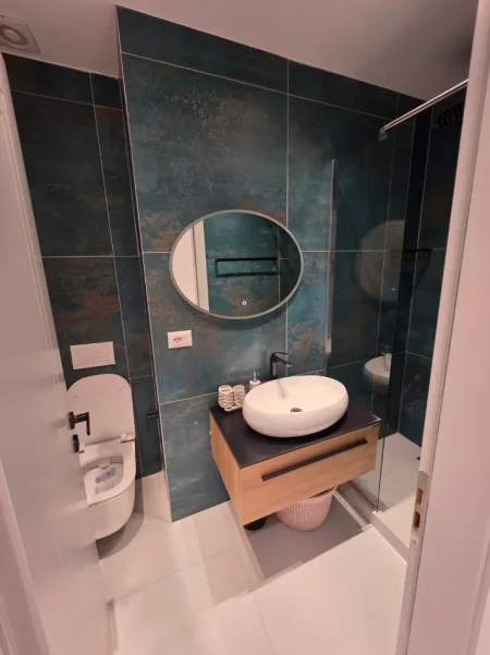 Tirane, jepet me qera apartament 1+1 Kati 2, 60 m² 550 € (rruga dritan hoxha)