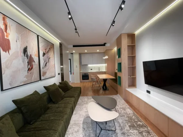 Tirane, jepet me qera apartament 1+1 , 850 € 