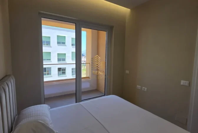 Tirane, jepet me qera apartament 1+1+Ballkon Kati 5, 58 m² 450 € (Ali Demi)