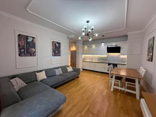 Tirane, shitet apartament 3+1 Kati 1, 117 m² 340.000 € (Kopshti Zoologjik)