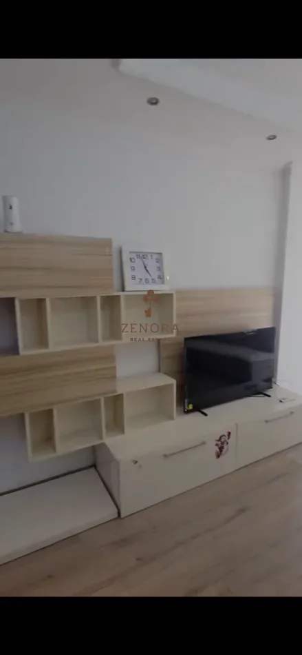 Tirane, jepet me qera apartament 2+1+Ballkon Kati 5, 100 m² 1.400 € (Bulevardi Zhanë D'Ark)